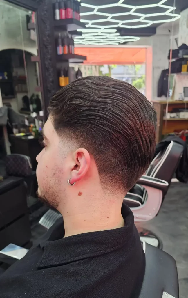 Gentlemen Barbers – Classic & Modern